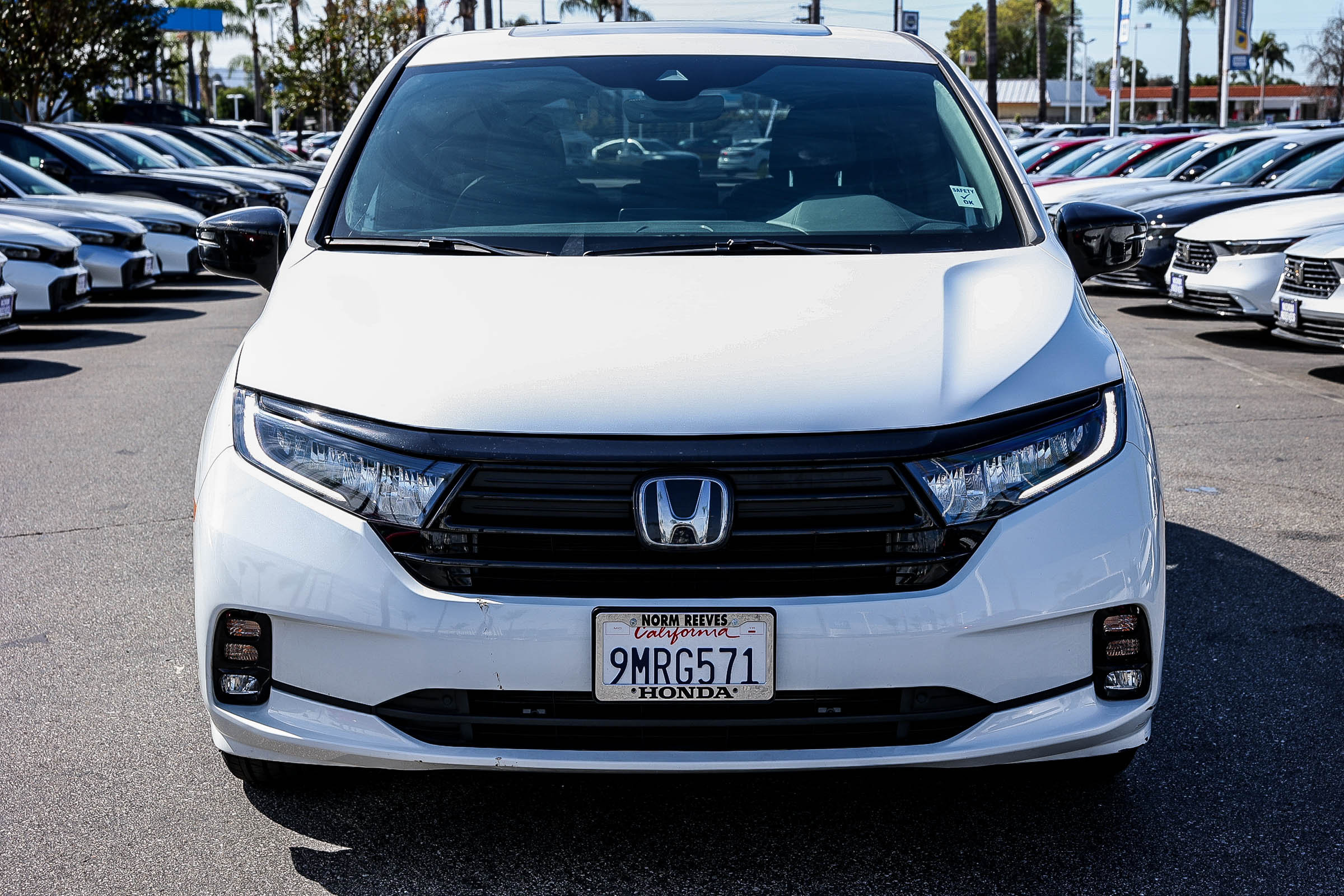 Certified 2024 Honda Odyssey Sport image 2