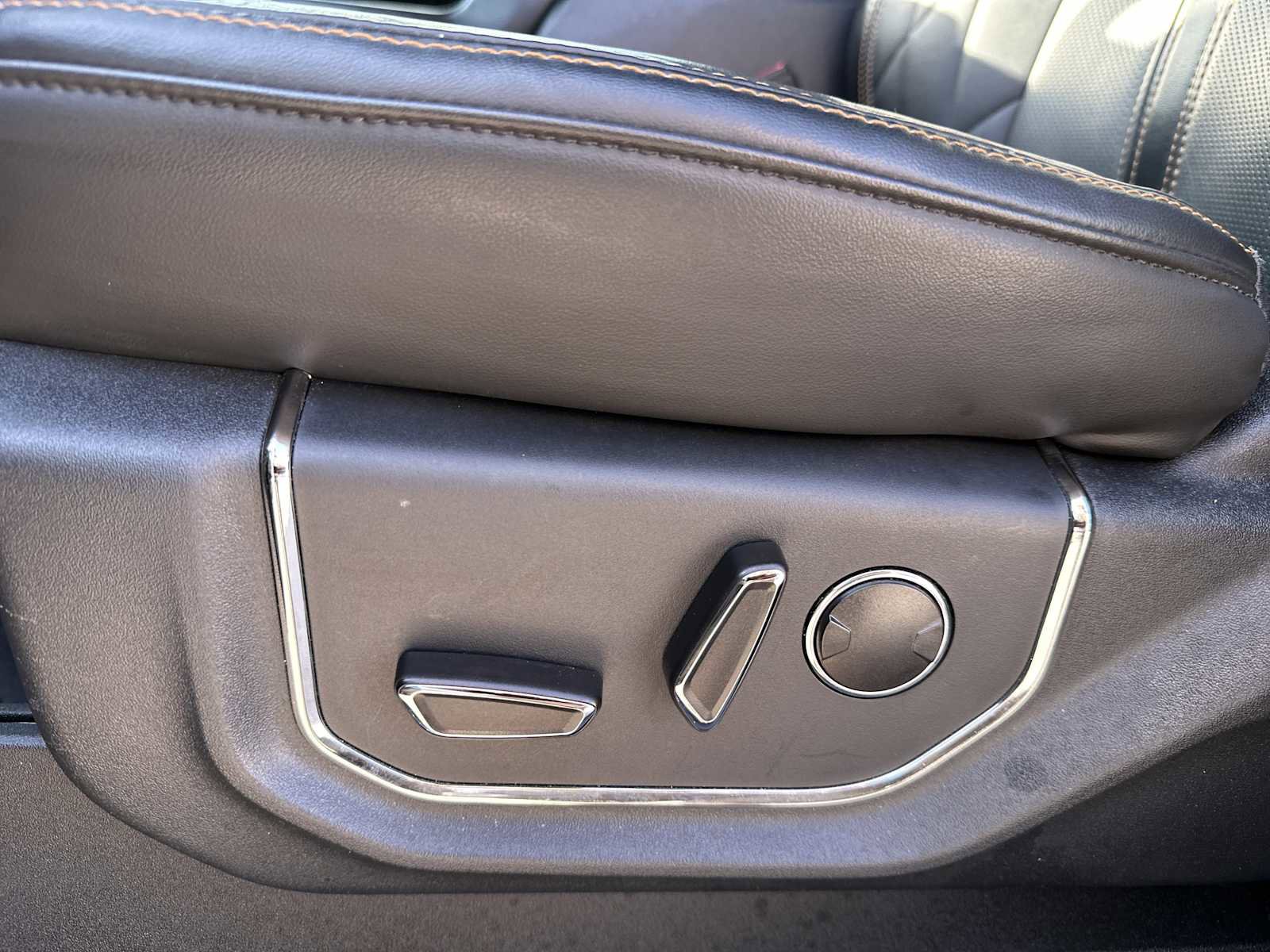 Used 2022 Ford Expedition Platinum image 10