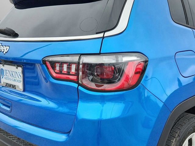 Used 2024 Jeep Compass Sport image 8