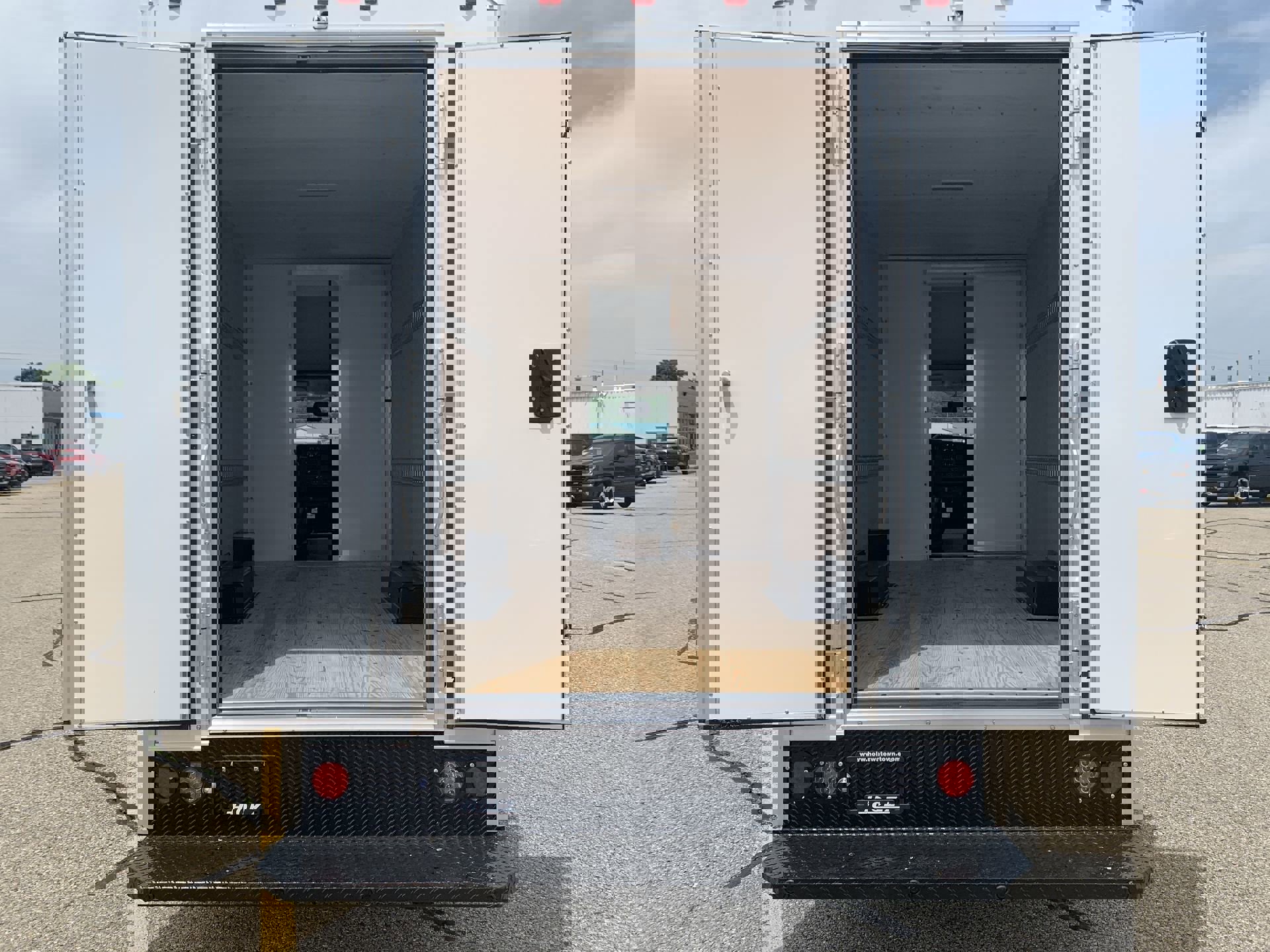 New 2025 GMC Savana 3500 1WT w/ Power Convenience Package image 41