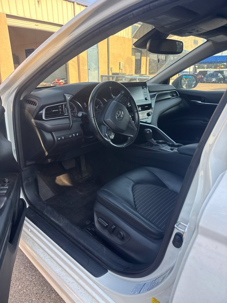 Used 2022 Toyota Camry SE w/ Cold Weather Package AWD/4WD image 6