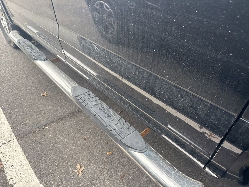 Used 2016 Ford F150 Lariat image 10