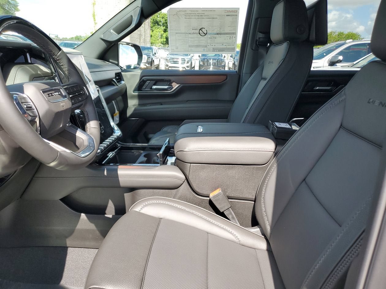 New 2026 GMC Yukon XL Denali w/ Denali Reserve Package AWD/4WD image 19