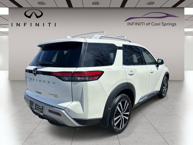 Used 2024 Nissan Pathfinder Platinum w/ Cargo Package image 7