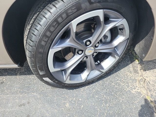 Used 2024 Chevrolet Malibu LT FWD image 3