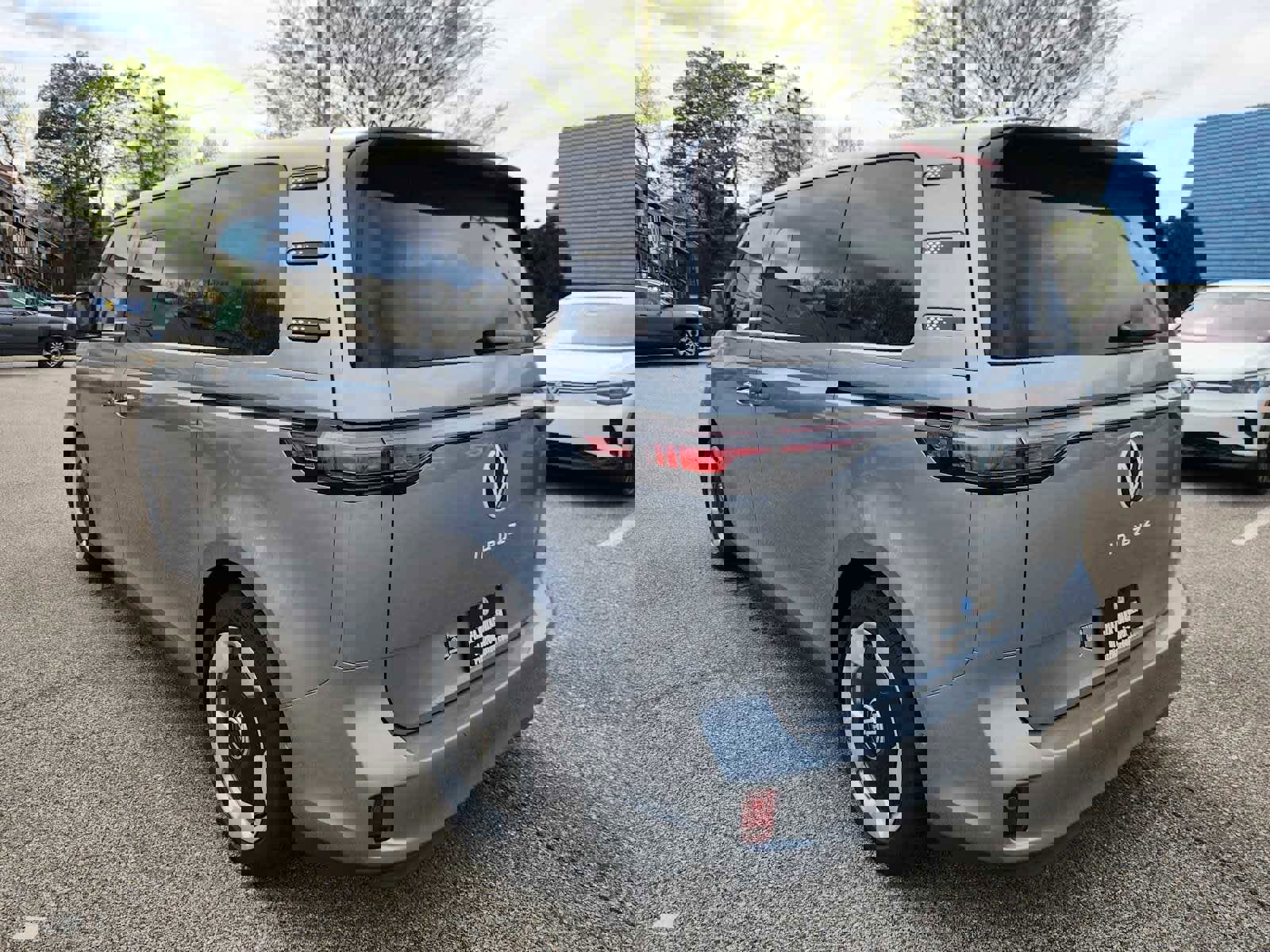 New 2025 Volkswagen ID. Buzz Pro S image 3