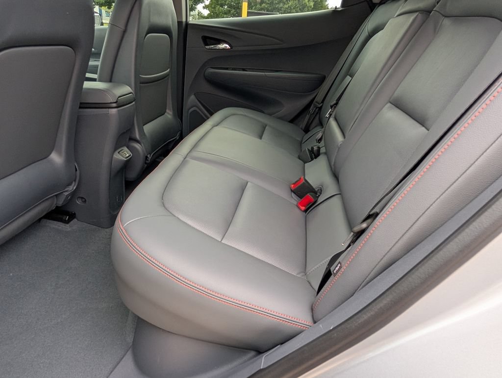 Certified 2020 Chevrolet Bolt Premier w/ Infotainment Package FWD image 20