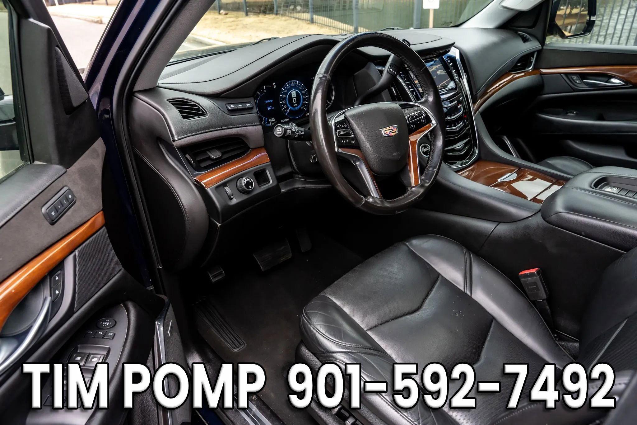 Used 2019 Cadillac Escalade Luxury image 10