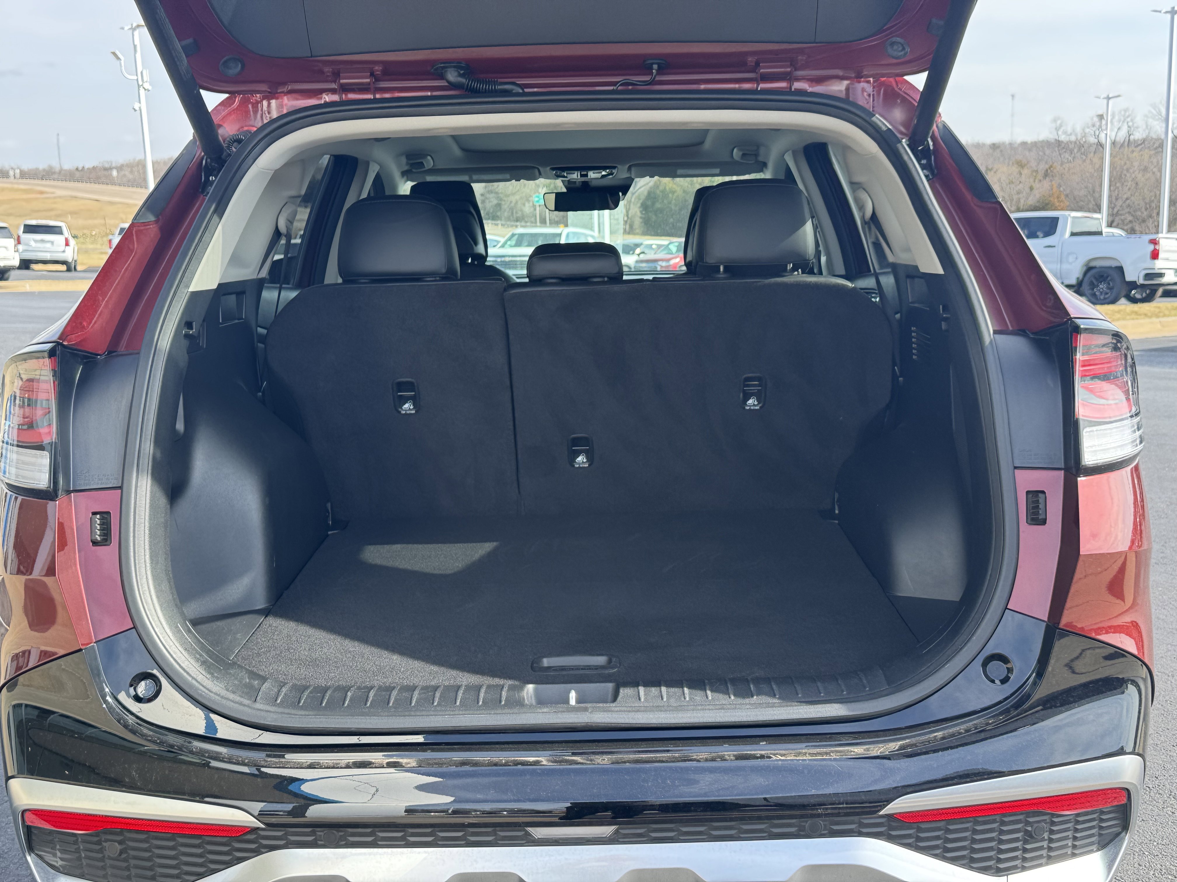 Used 2024 Kia Sportage SX image 5