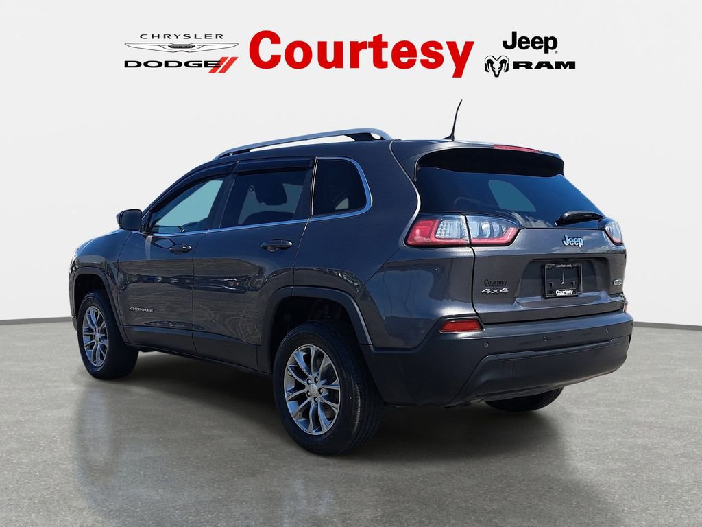 Used 2020 Jeep Cherokee Latitude Plus w/ Cold Weather Group AWD/4WD image 5