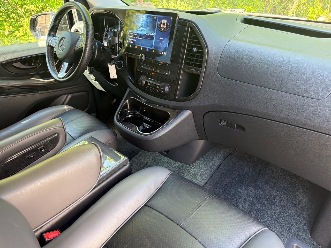 Used 2019 Mercedes-Benz Metris Passenger image 33