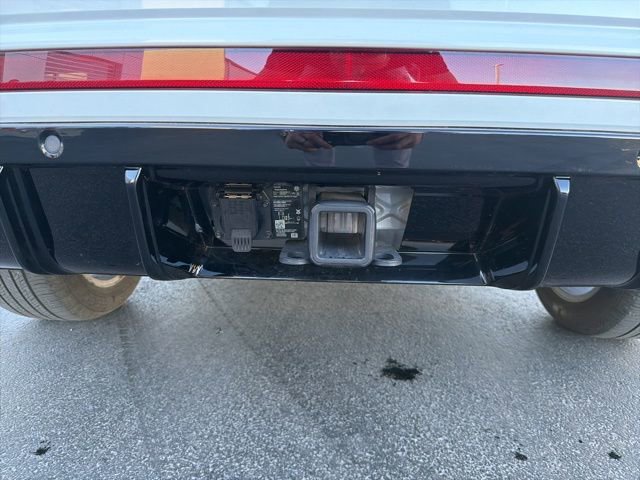 Used 2024 Volkswagen Atlas Cross Sport SEL R-Line image 10