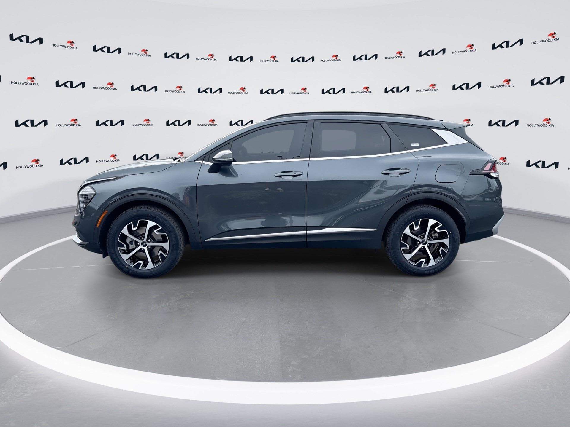 Certified 2024 Kia Sportage EX w/ EX Premium Package AWD/4WD image 5
