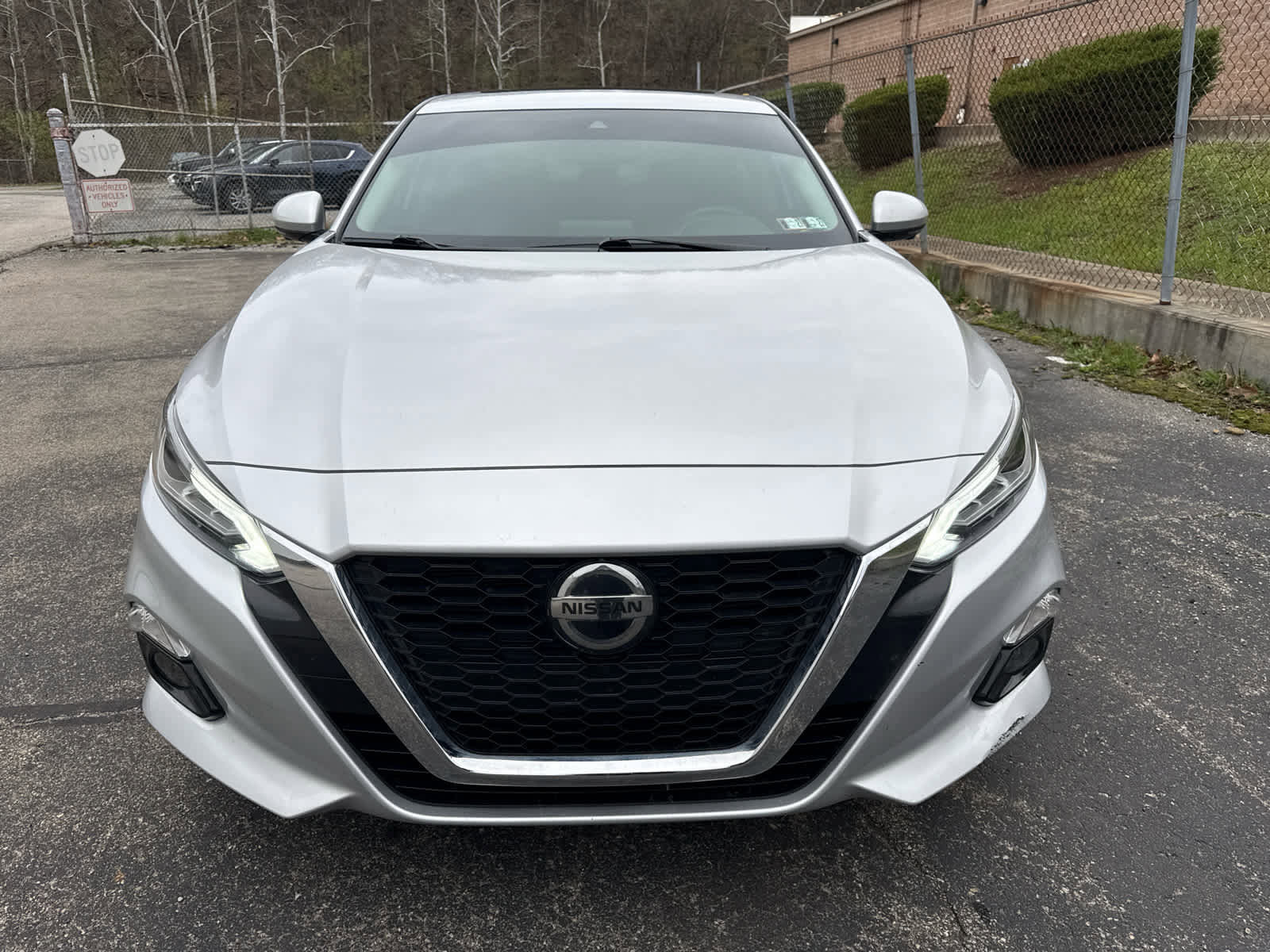 Used 2020 Nissan Altima 2.5 Platinum image 11