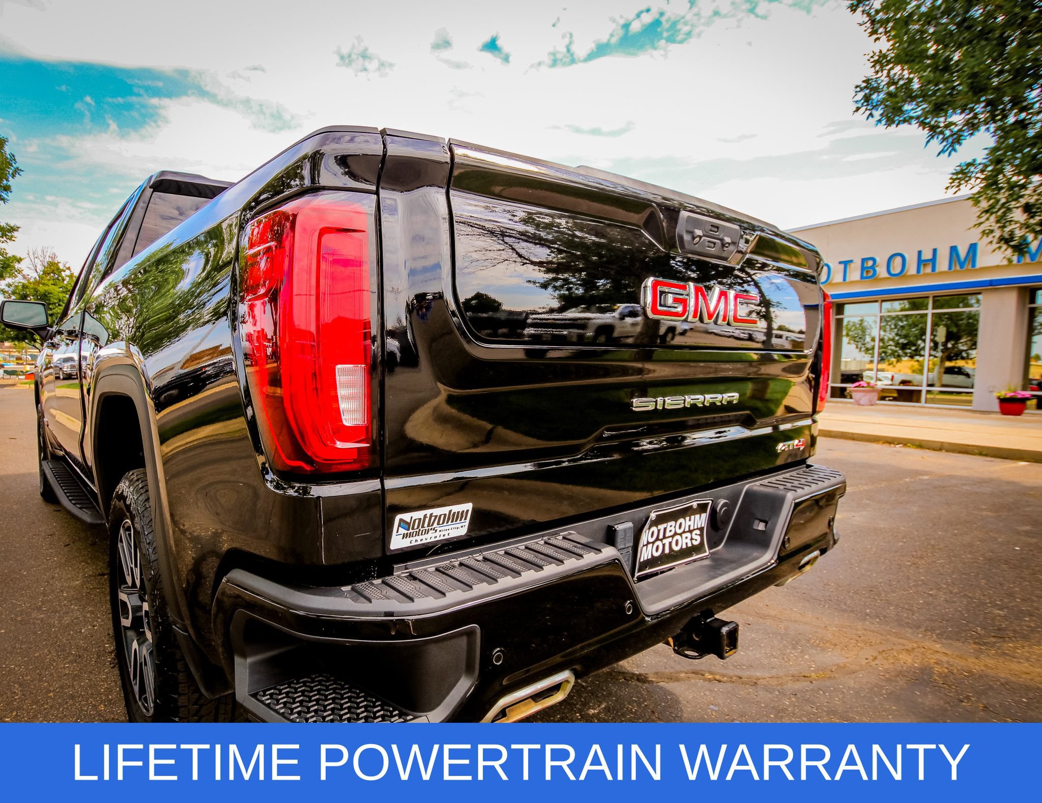 Used 2023 GMC Sierra 1500 AT4 w/ AT4 Preferred Package AWD/4WD image 15