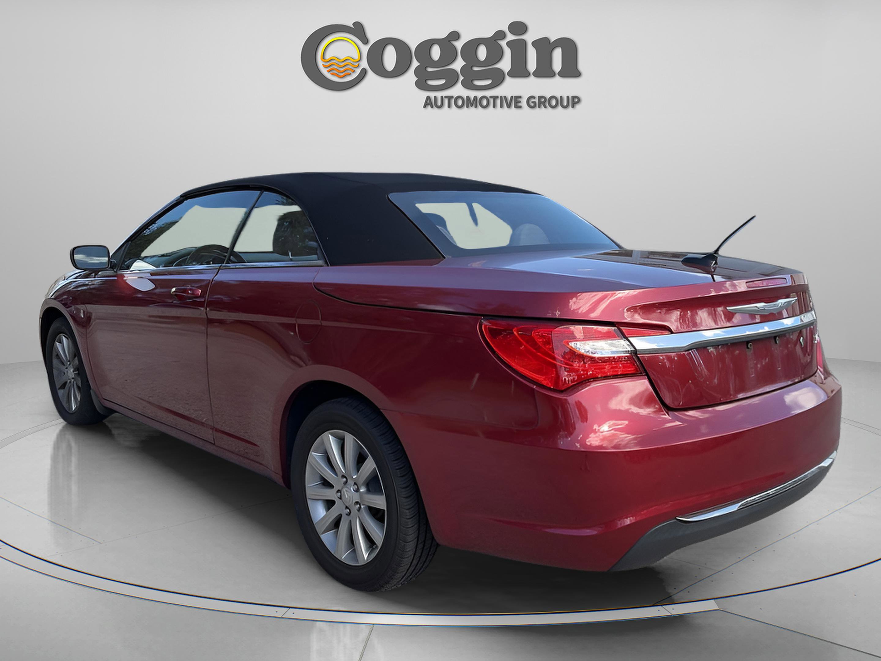 Used 2012 Chrysler 200 Touring image 4