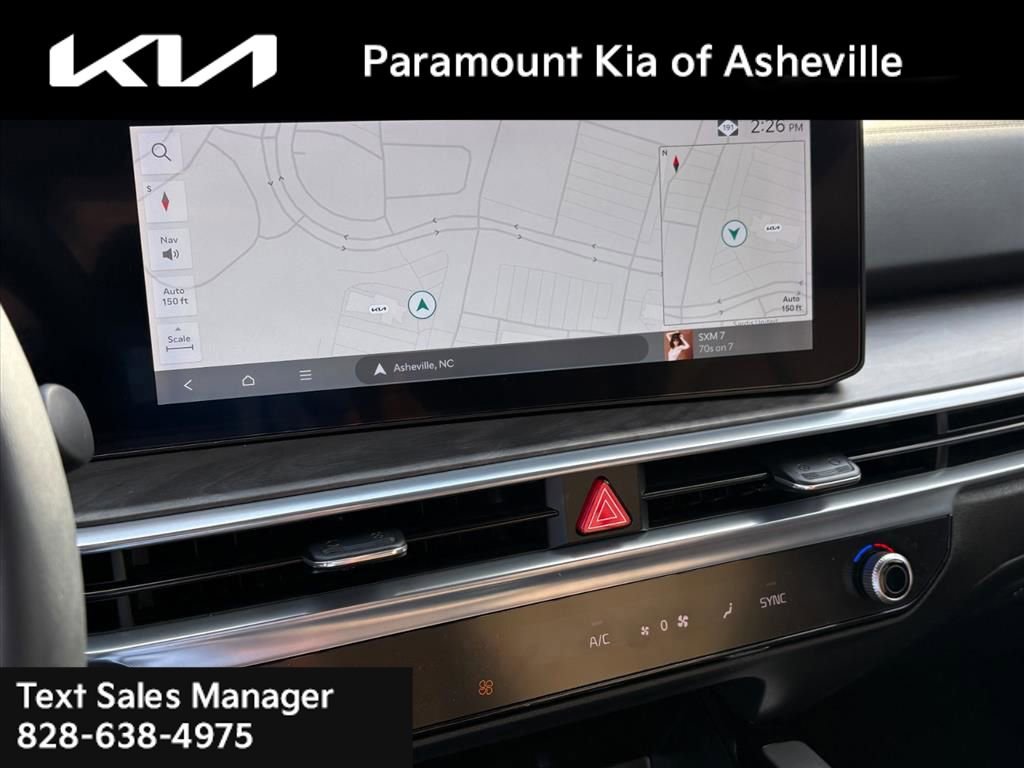 Certified 2025 Kia Sorento SX Prestige w/ Olive Brown Leather Package image 9