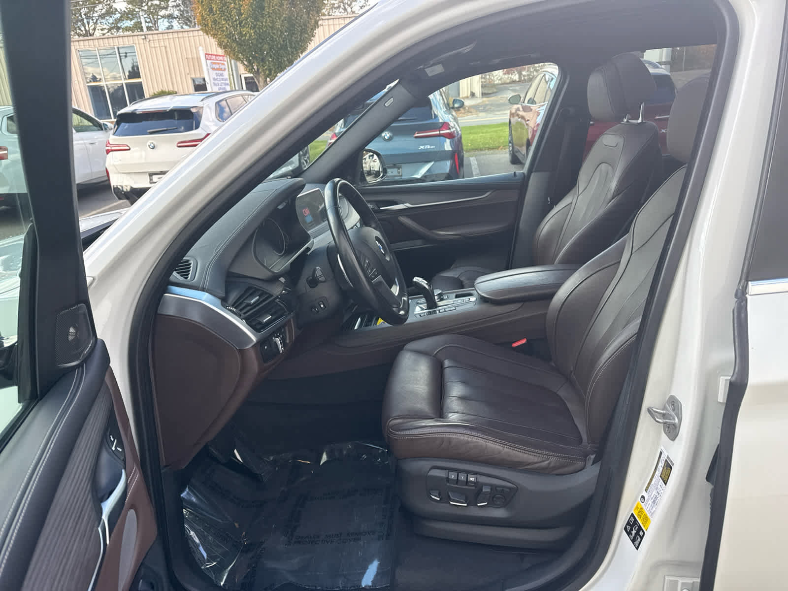 Used 2018 BMW X5 xDrive50i image 11