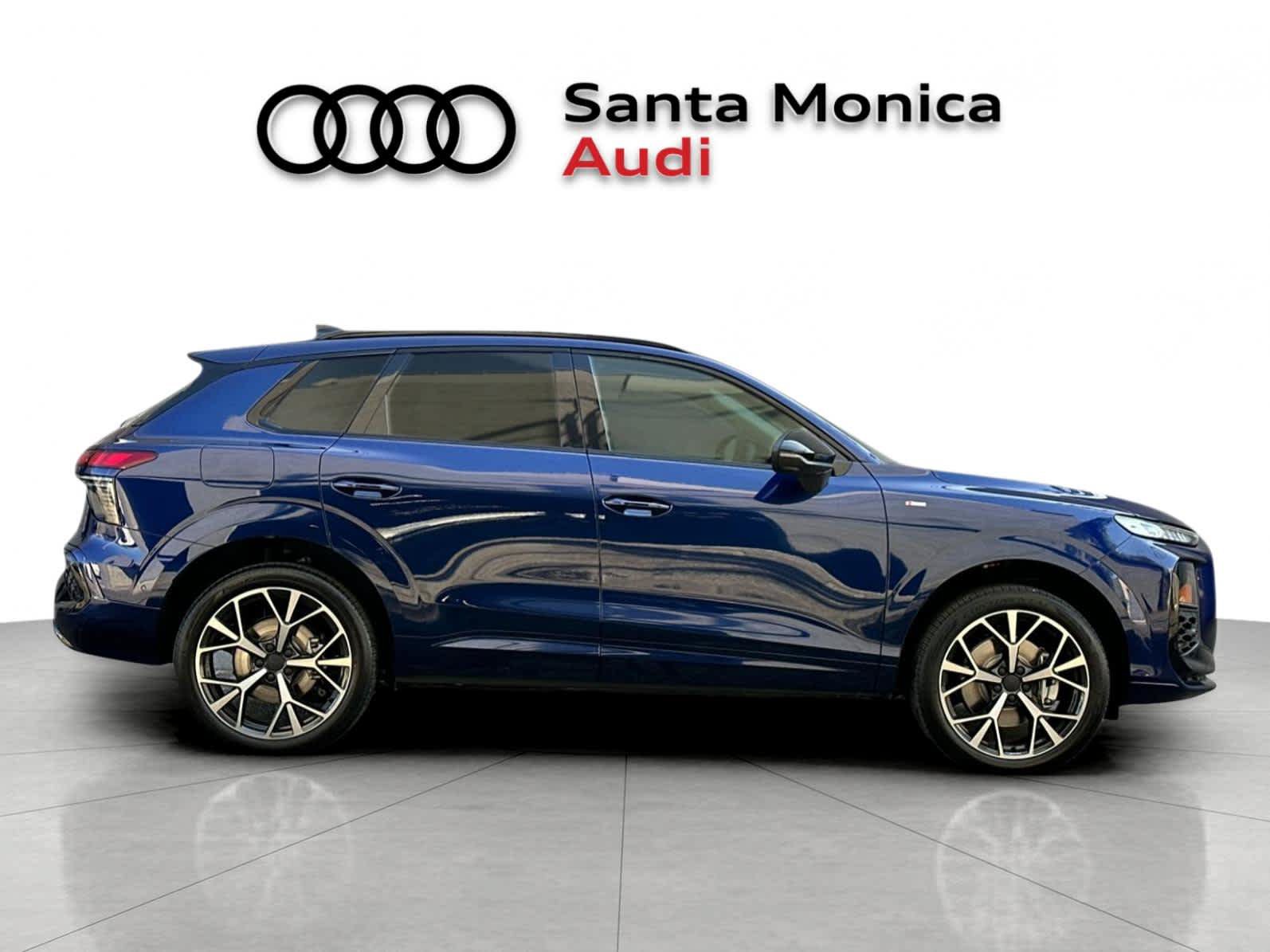 New 2026 Audi Q3 quattro 2.0T AWD/4WD image 8
