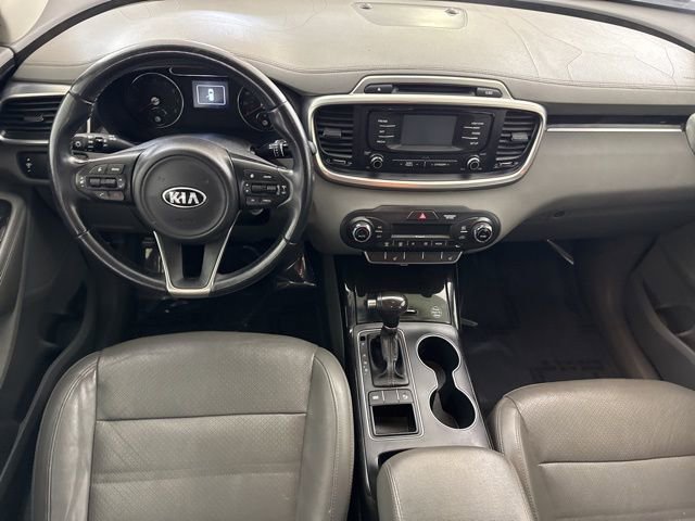 Used 2016 Kia Sorento EX image 25