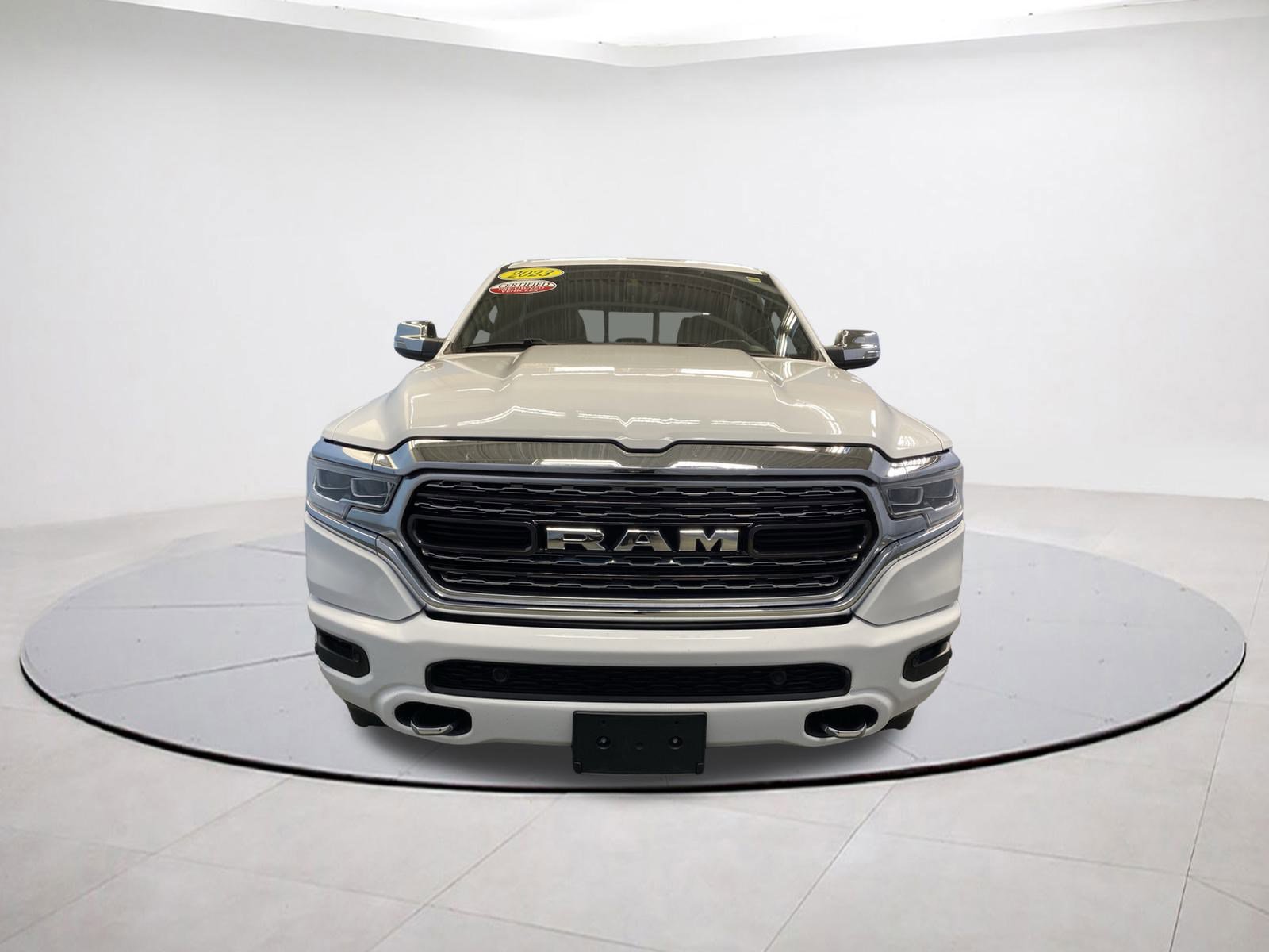 Certified 2023 RAM 1500 Limited w/ Body Color Bumper Group image 2