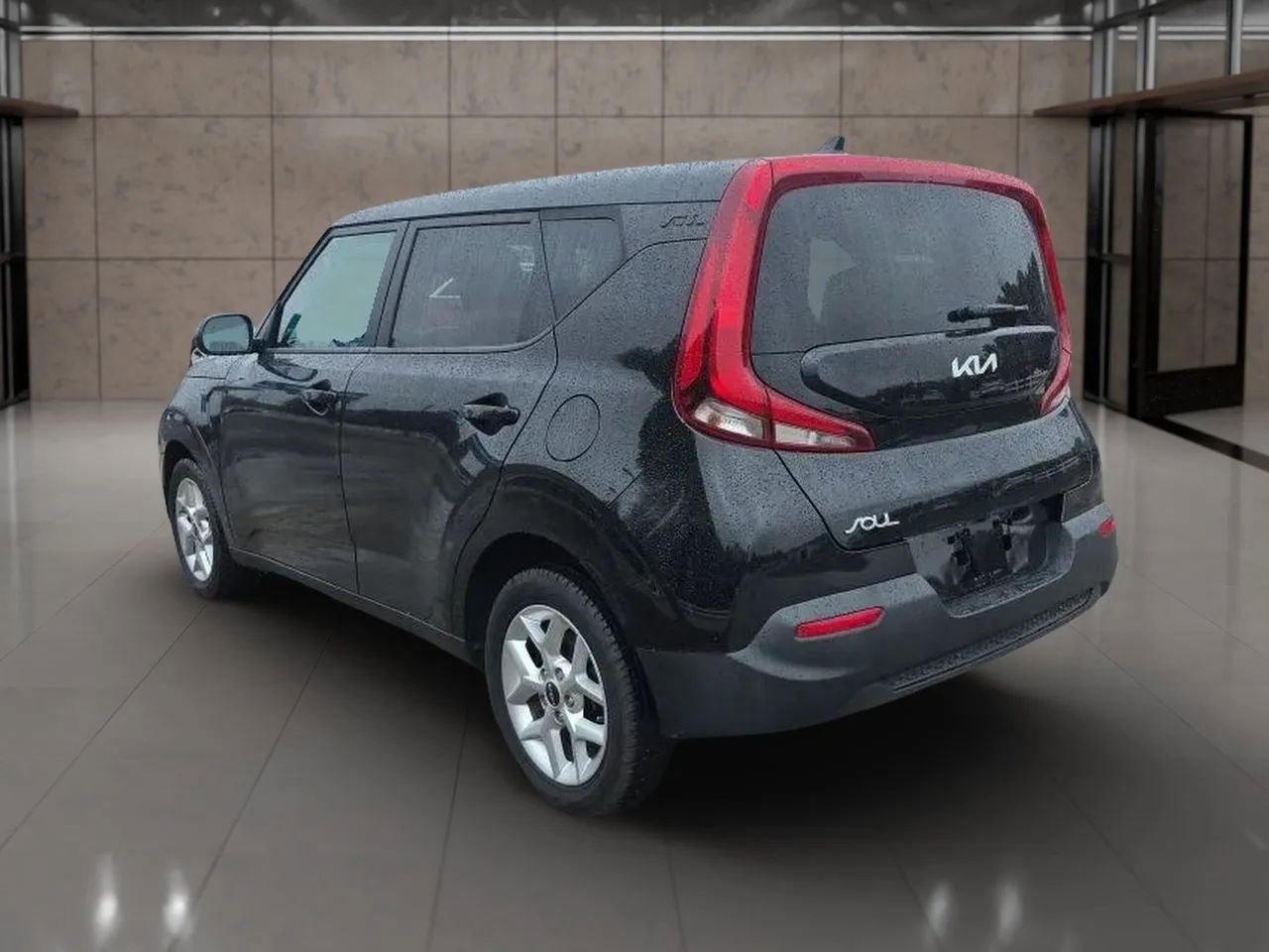 Used 2022 Kia Soul S image 6