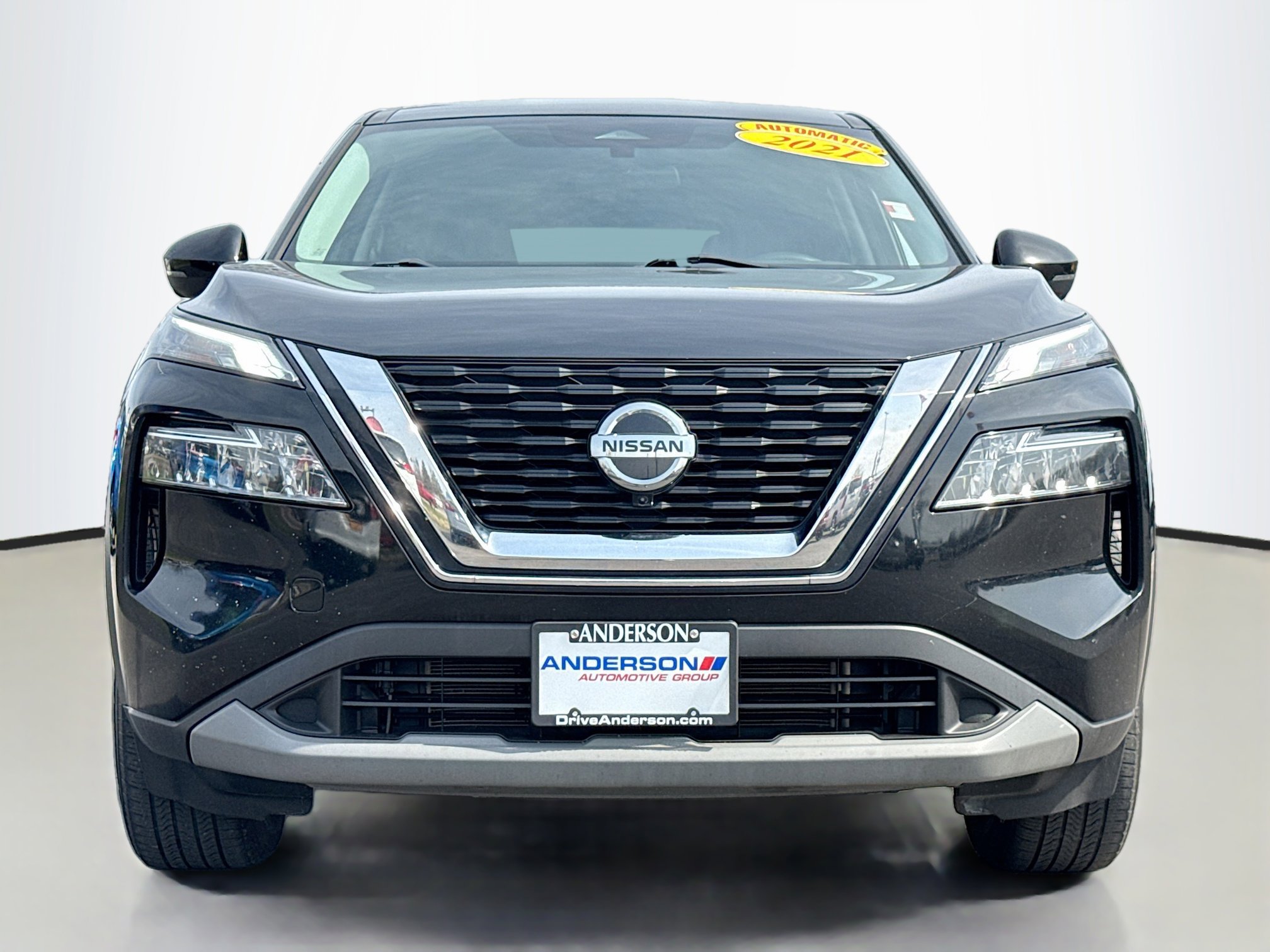 Used 2021 Nissan Rogue SV image 16