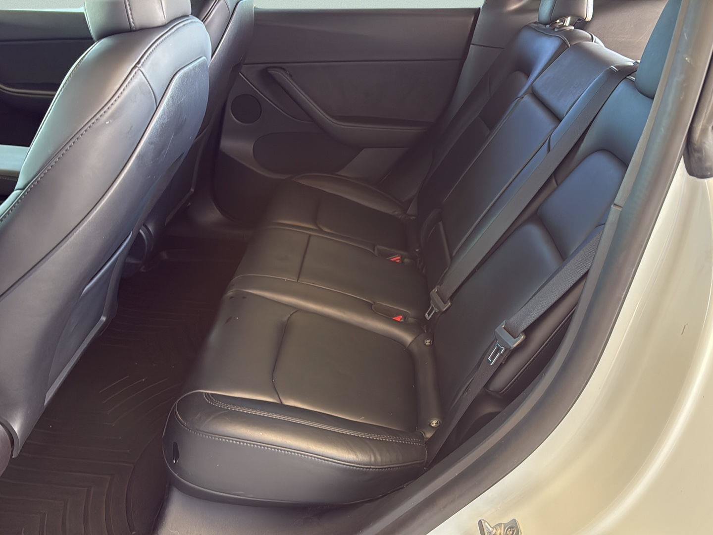 Used 2022 Tesla Model Y Performance AWD/4WD image 25
