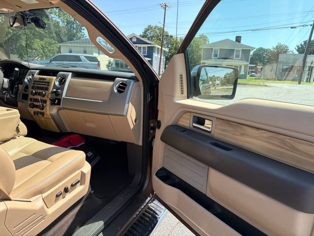 Used 2011 Ford F150 Lariat w/ Lariat Chrome Pkg RWD image 7