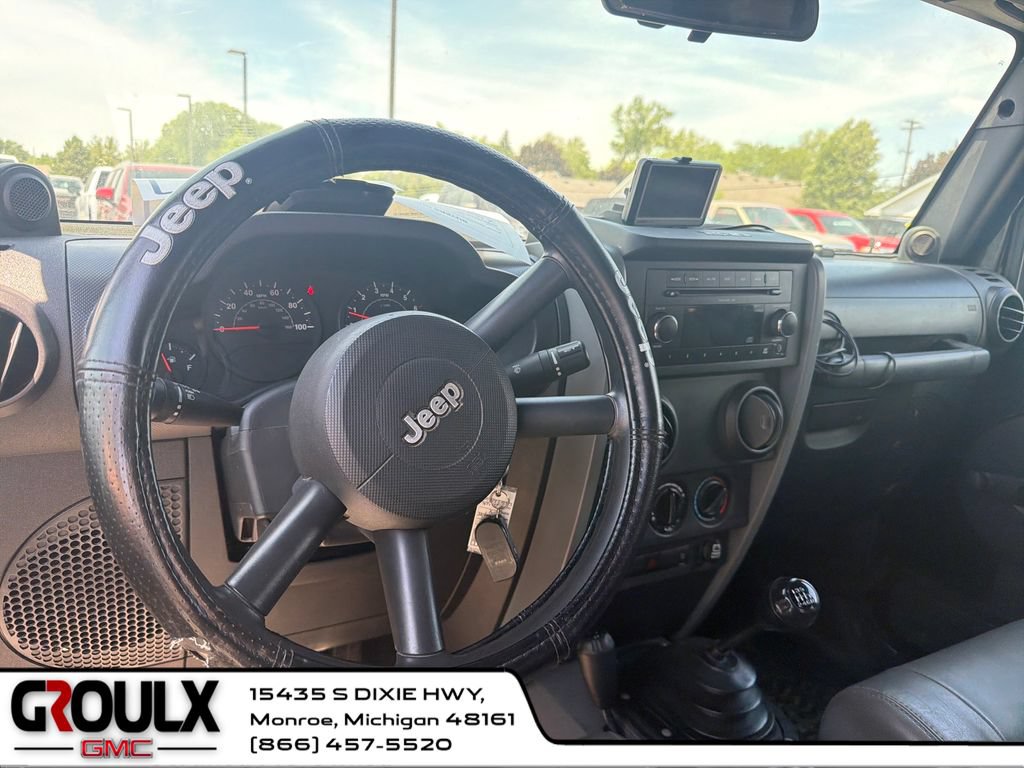 Used 2008 Jeep Wrangler X AWD/4WD image 12