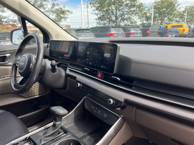 Certified 2025 Kia Carnival EX FWD image 44