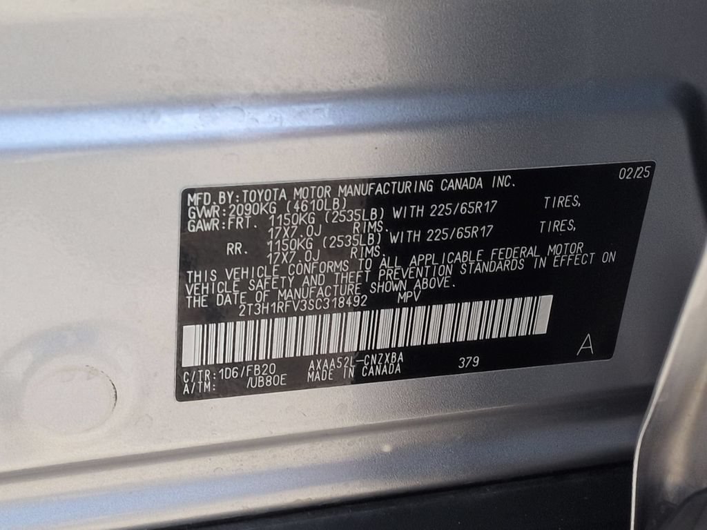 Used 2025 Toyota RAV4 LE FWD image 35