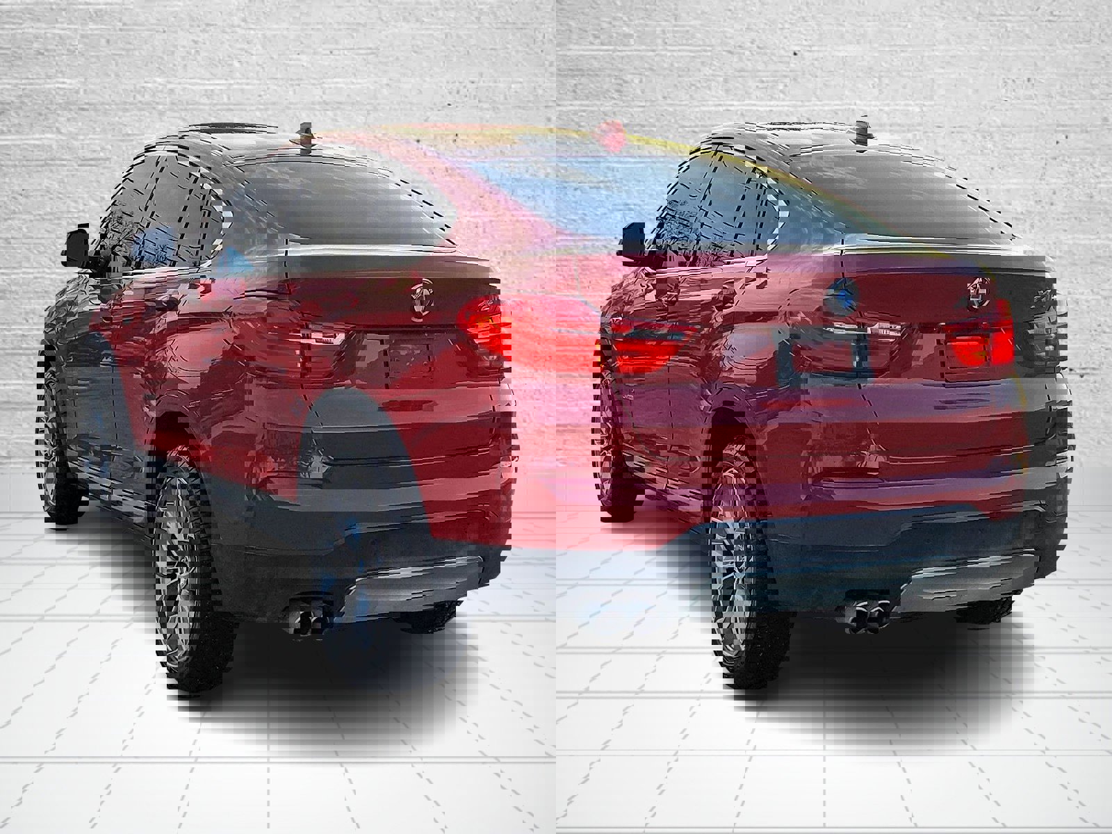 Used 2018 BMW X4 xDrive28i image 4