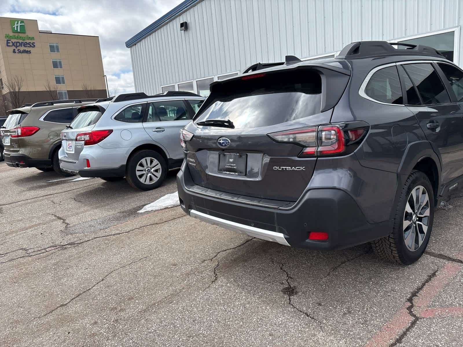 Used 2024 Subaru Outback Limited image 11