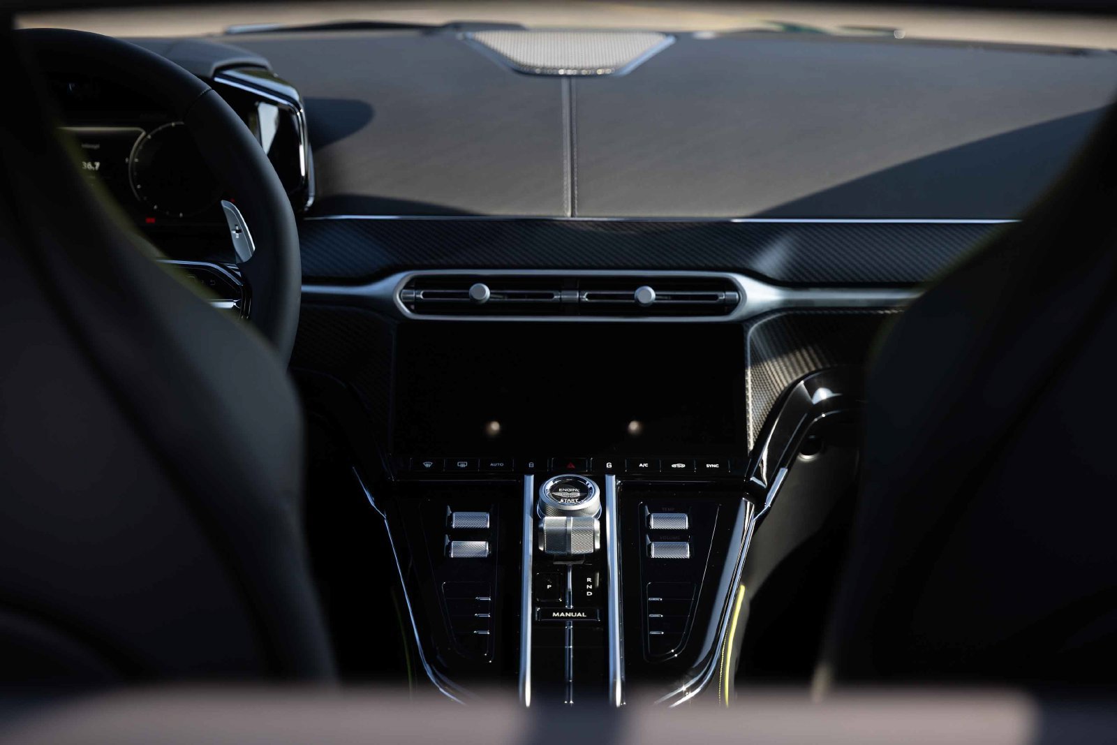 New 2026 Aston Martin V8 Vantage S RWD image 28