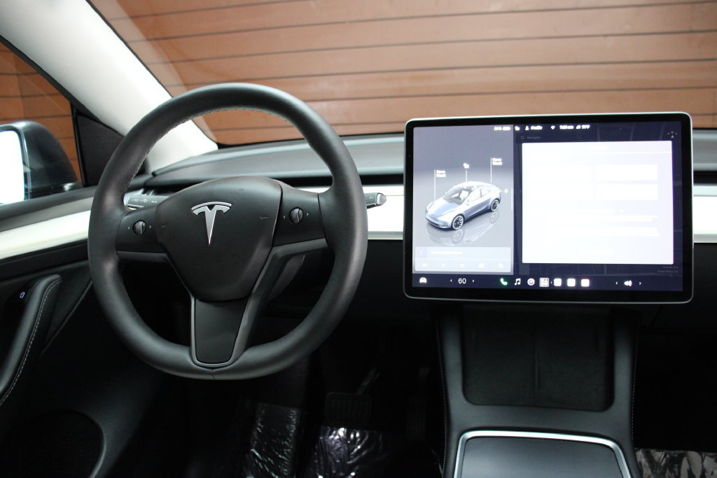 Used 2023 Tesla Model Y Long Range AWD/4WD image 26
