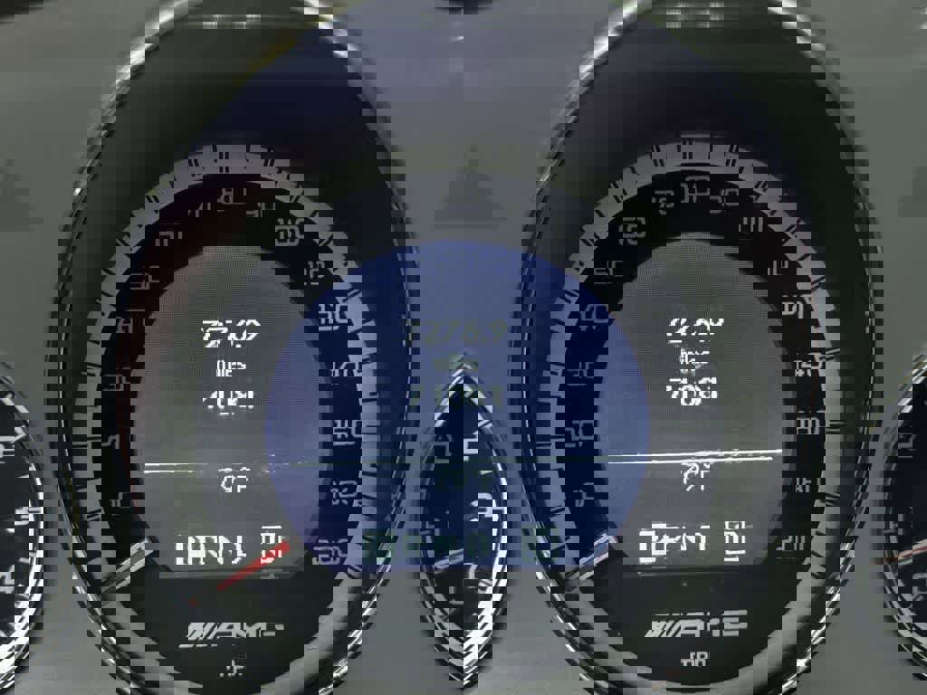 Used 2010 Mercedes-Benz E 63 AMG Sedan image 18