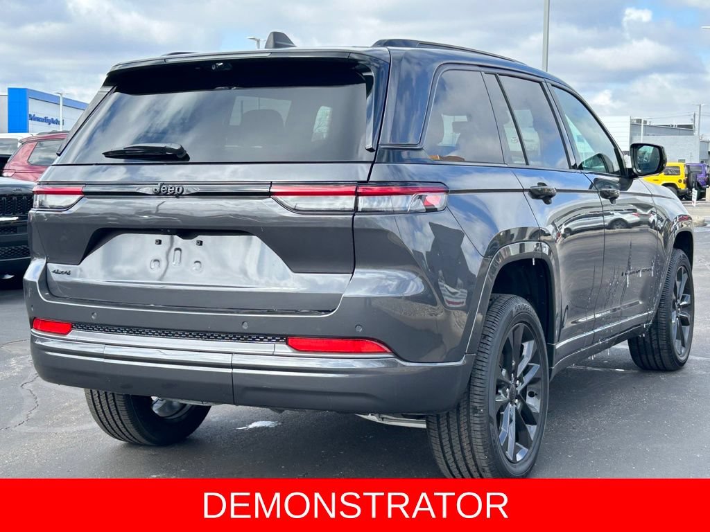 New 2026 Jeep Grand Cherokee Limited AWD/4WD image 7