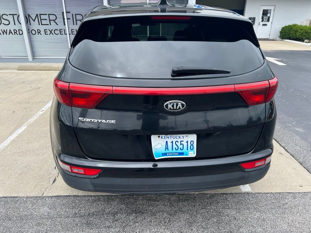 Used 2017 Kia Sportage LX AWD/4WD image 5