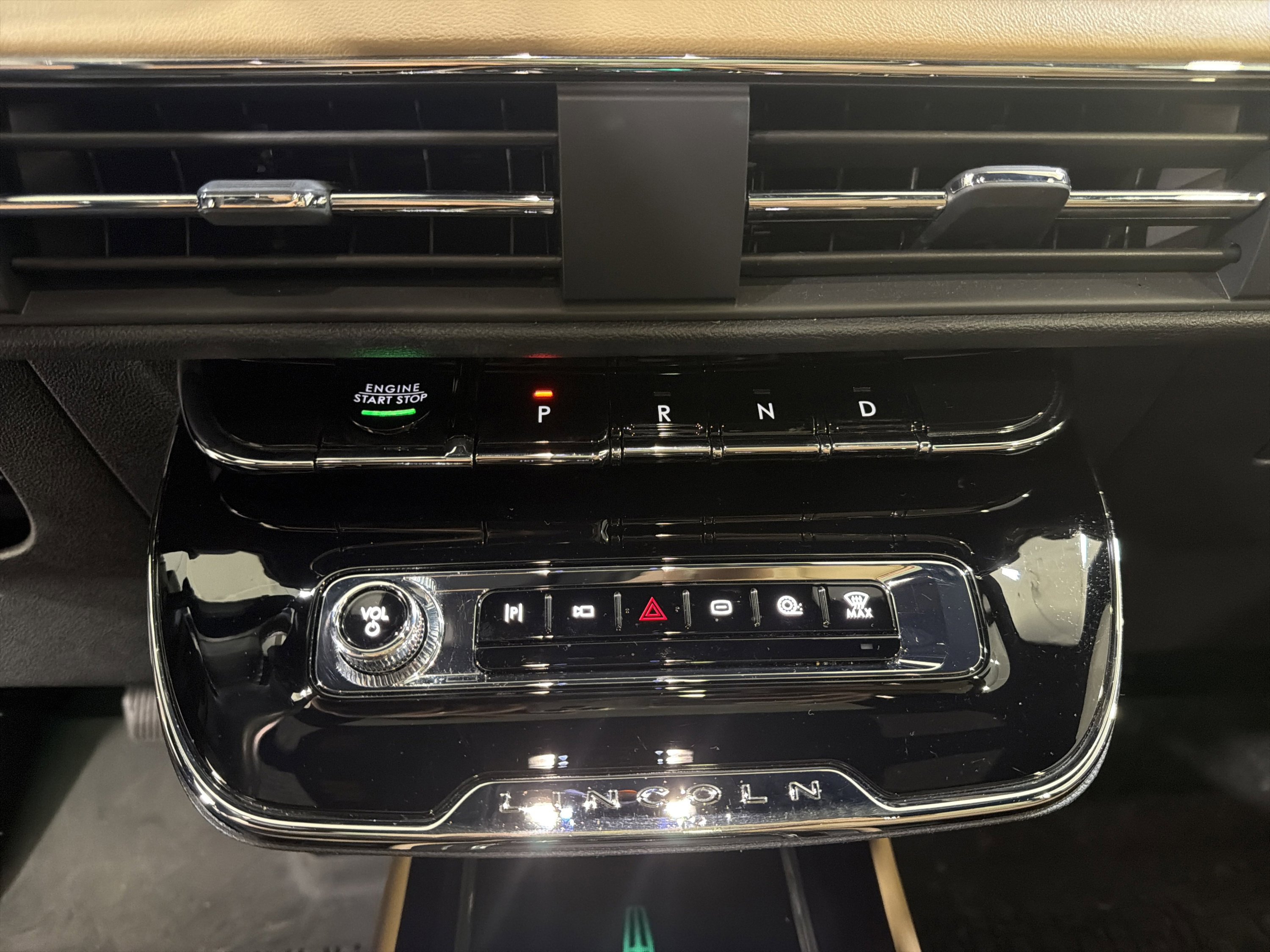Used 2023 Lincoln Corsair Grand Touring w/ Equipment Group 302A AWD/4WD image 19