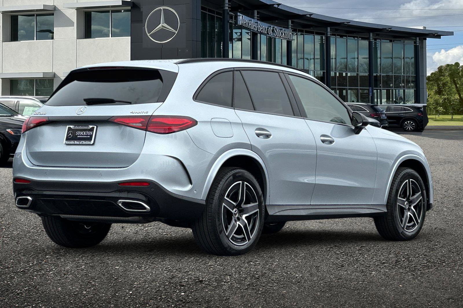 New 2026 Mercedes-Benz GLC 300 4MATIC image 4