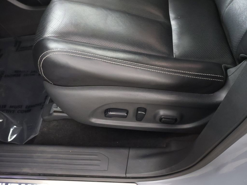 Used 2024 Nissan Murano SL AWD/4WD image 35