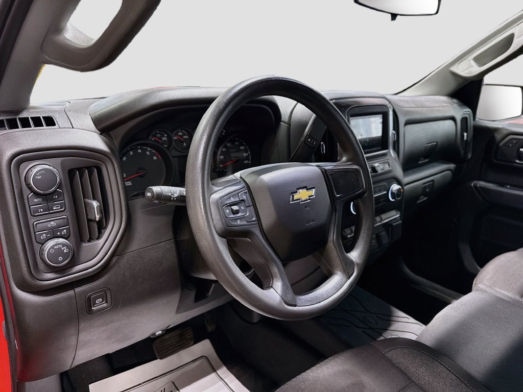 Used 2024 Chevrolet Silverado 1500 Custom w/ LPO, Dark Essentials Package AWD/4WD image 9