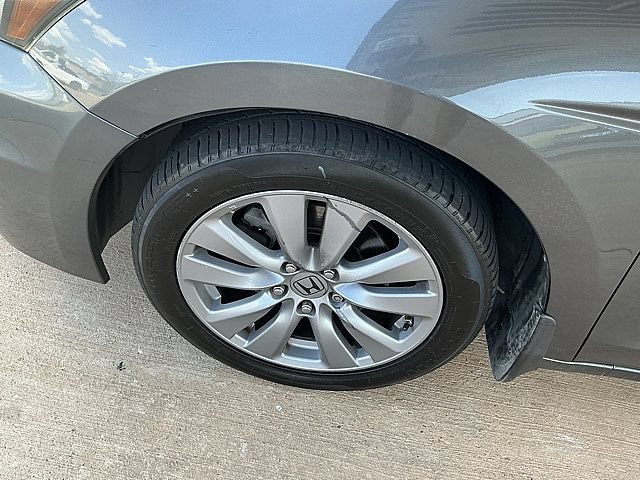 Used 2011 Honda Accord EX-L image 9
