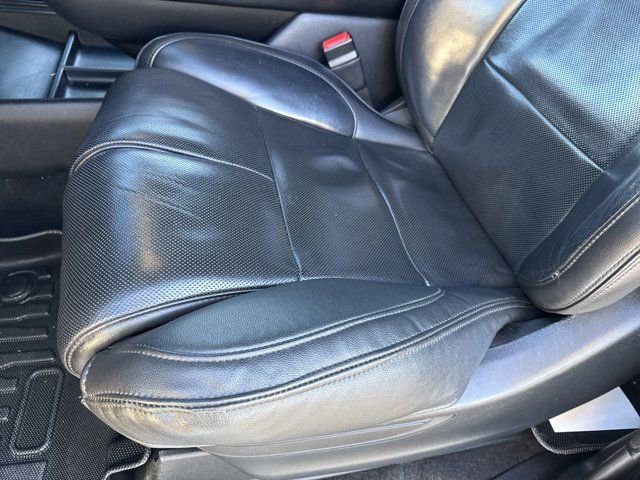 Used 2018 Lincoln Navigator L Reserve w/ Technology Package image 12