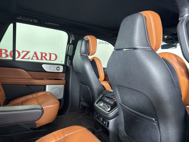Used 2020 Lincoln Navigator L Reserve w/ Luxury Package image 19
