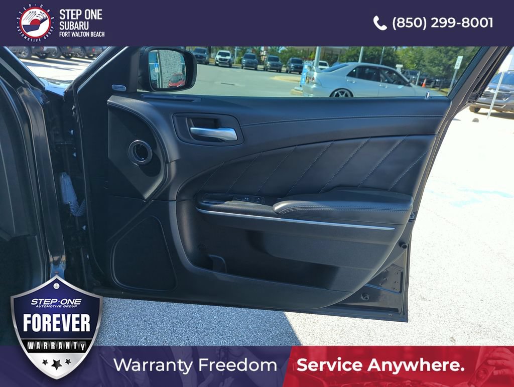 Used 2022 Dodge Charger R/T w/ Plus Group RWD image 31
