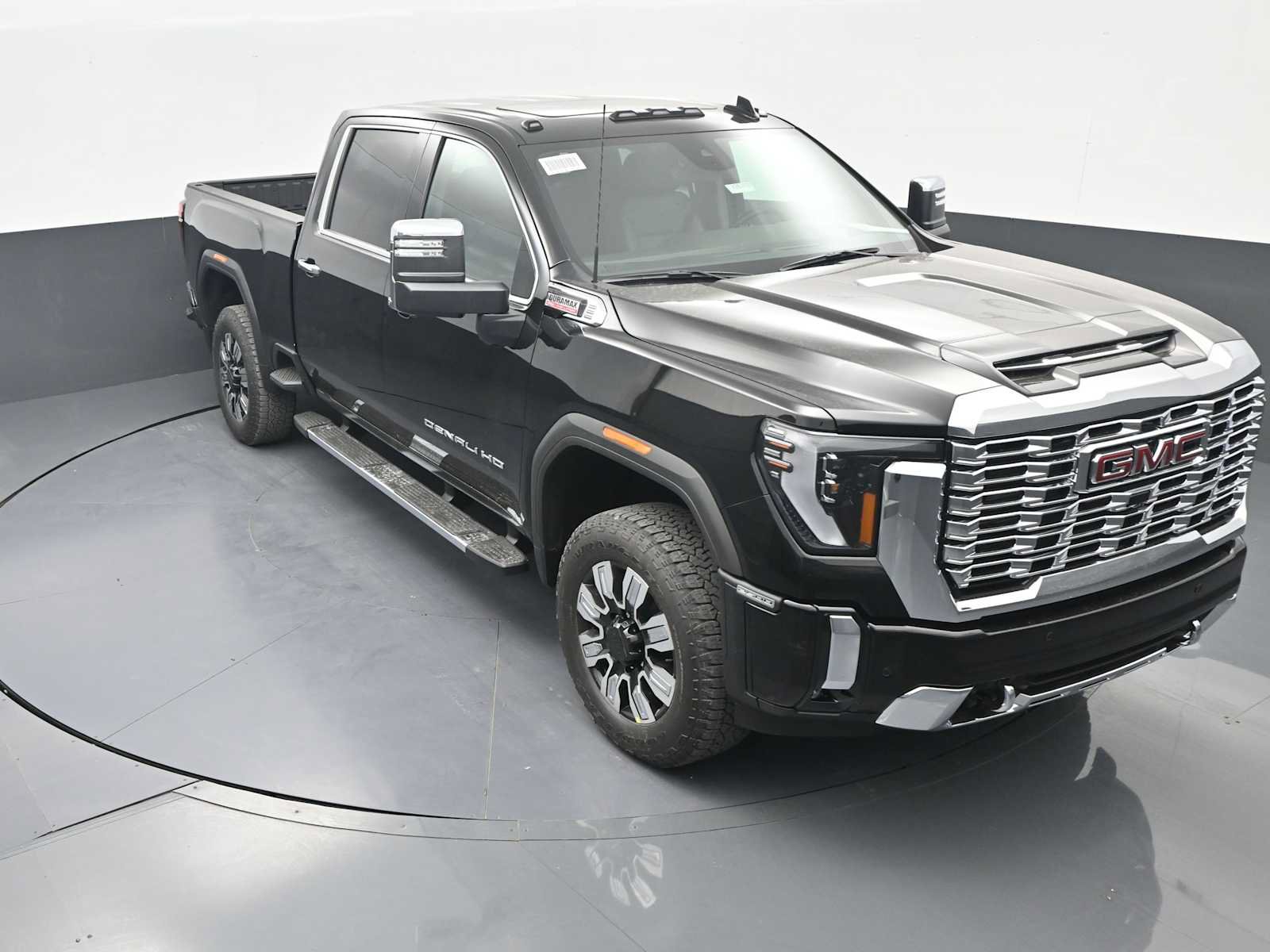 New 2026 GMC Sierra 2500 Denali w/ Technology Package AWD/4WD image 24