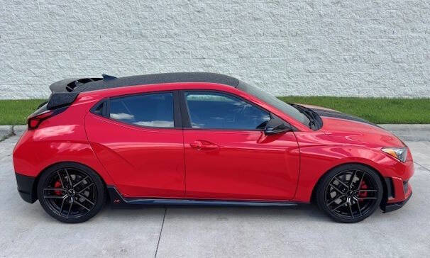 Used 2019 Hyundai Veloster N N image 7