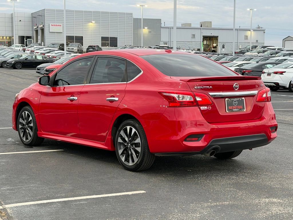 Used 2019 Nissan Sentra SR w/ Premium Package (SR) image 7